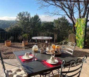 Entrecasteaux Bed & Breakfast | Lavandaline
