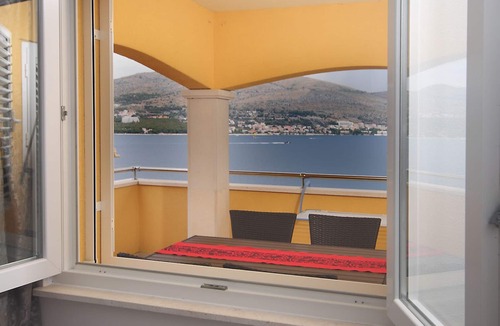 Okrug Donji Villa | LavandaResidence Trogir Split Villa* Heated Pool HotTube Tavern Grill