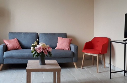 Talmont-Saint-Hilaire Apartment | Lavanderies: Charming apartment near sea *
