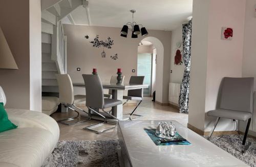 Chambray House | Lavandine de Mary