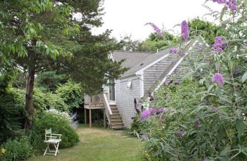 Cummaquid Bed & Breakfast | Lavender Bay