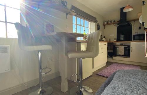 Longhope Ski Chalet | Lavender cottage