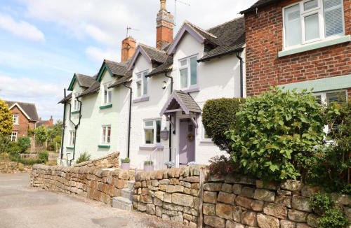 Ilkeston House | Lavender Cottage