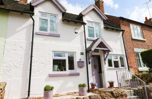 Ilkeston House | Lavender Cottage