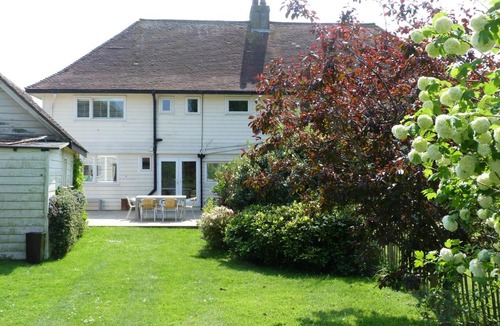 Middleton-on-Sea House | Lavender Cottage