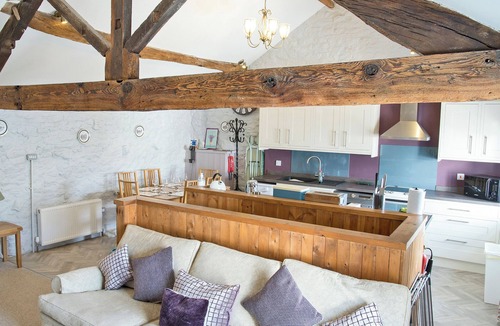 Buxton Cottage | Lavender Cottage - UK4061