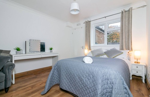 Chesfield House | Lavender Garden Suite