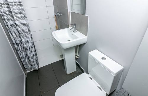 Chesfield House | Lavender Garden Suite