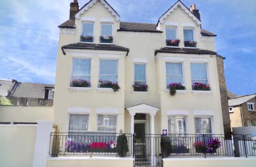 Northcote House | Lavender Guest House