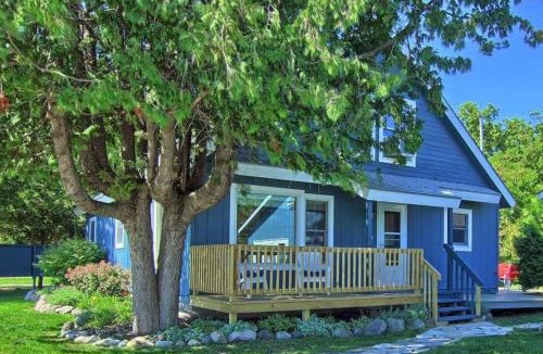 Omena House | Lavender Lane