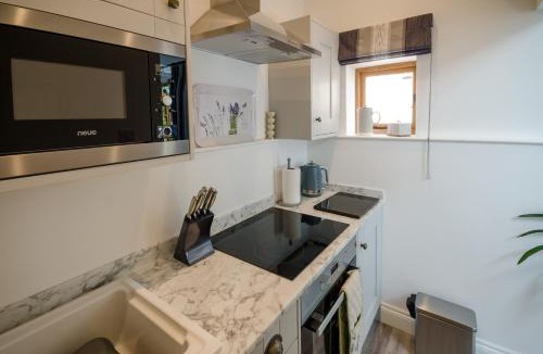 Burpham House | Lavender Lodge