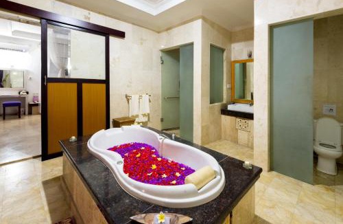 Raya Kuta House | Lavender Private Villa Kuta Bali