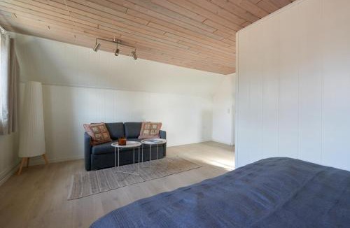 Lokken Apartment | Lavender studio apartment in a villa close to Løkken