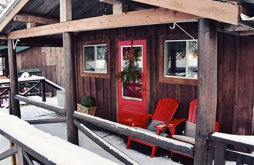 Eau Claire Cottage | LaVerendyre Cottage