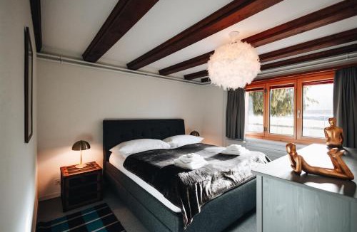 Reichenbach im Kandertal Apartment | LaVida Peak Mountain Ski Retreat Frutigen & Adelboden, free parking