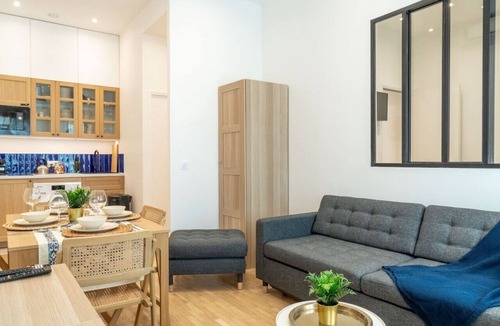 Enfants-Rouges Apartment | Lavie Maison A/C & Balneo