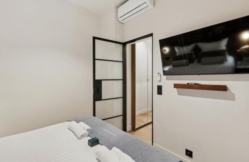 3rd Arrondissement Apartment | Lavie Maison Architect flat with AC