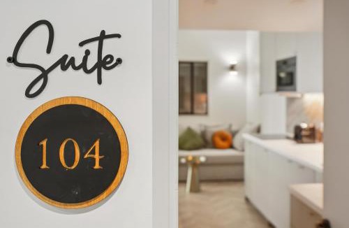 Auteuil Apartment | Lavie Maison Terrace and AC