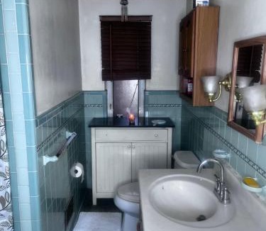 Detroit House | Lavish 1bedroom and bath