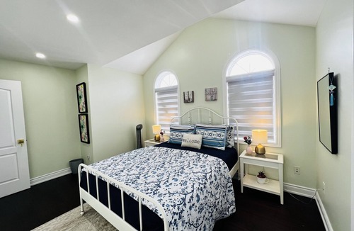 Brampton House | Lavish Bright Bedroom