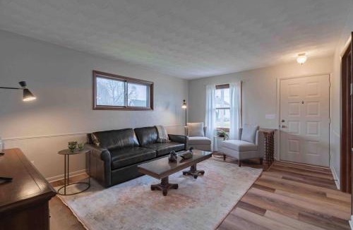 Van Wert House | Lavish on Leeson