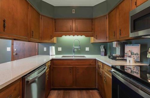 Van Wert House | Lavish on Leeson