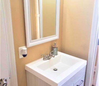 Takoma Bed & Breakfast | Lavish Room in Washington DC