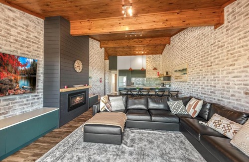 Hotham Heights Apartment | Lawlers 41