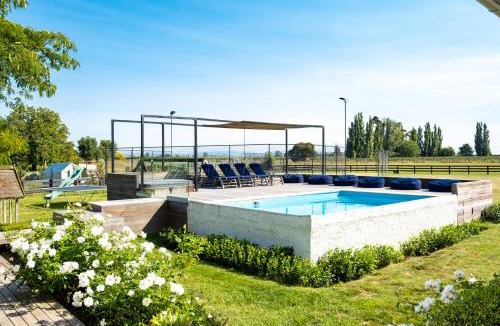 Clive House | Lawn Road Retreat