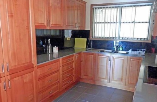 North Arm Cove House | Lawns To The Beachfront