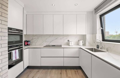 South Acton Apartment | Lawrence Court, Acton