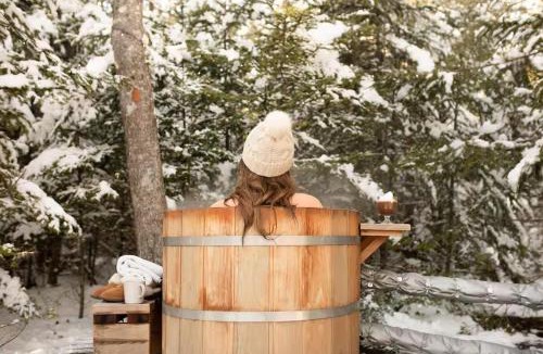 Halifax County House | Lawrencetown Lodge - The Redwood Studio