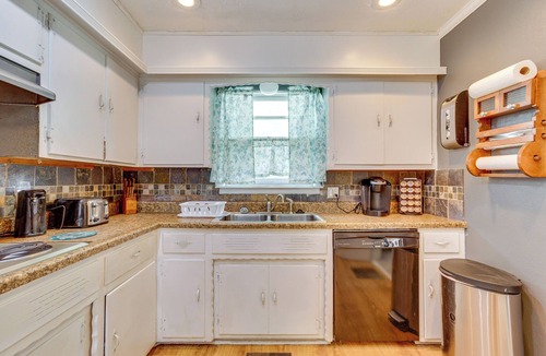 Lawton House | Lawton Home w/Deck, Near Casinos + Museums!