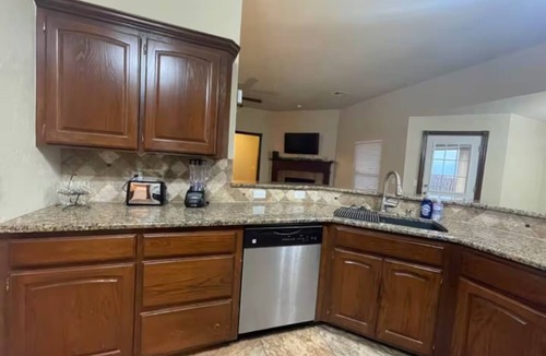 Lawton House | Lawton Lonesome Dove 4 Bd/3 Ba Home