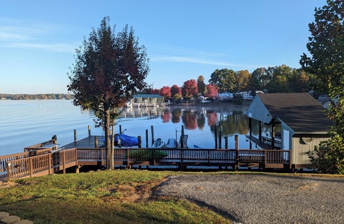 Huddleston House | Lazy Bear at SML -Sleeps 6, Dock, Beach, Pool, Patio, Golf, View