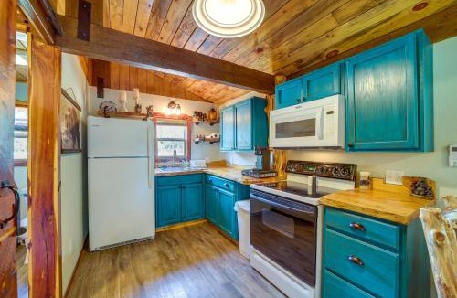 Tuskahoma House | Lazy Bear Cabins 1 at Tuskahoma Near Sardis Lake!