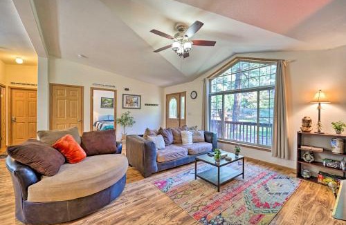 Forest Lakes House | 'Lazy Bear Den' ~ 9 Mi to Vallecito Reservoir