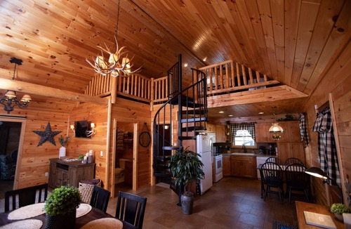 Ellsworth County Cabin | Lazy Days Cabin at Kanopolis Lake