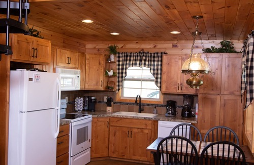 Ellsworth County Cabin | Lazy Days Cabin at Kanopolis Lake