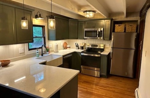 Mount Gretna Cottage | Lazy Days Lakehouse