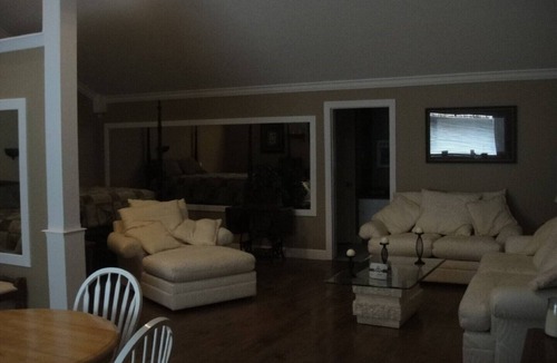 Joppa Apartment | Lazy G #2 Bridal Suite