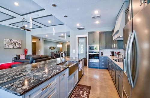 Kingsland House | Lazy Haven Resort: Luxury Lakefront Estate on Lake LBJ with Private Pool Hot Tub