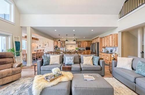 Mineral House | Lazy Lake Escape
