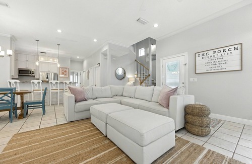 Crystal Shores House | Lazy Magnolia * July Early Booking Discounts