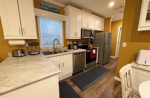 Citrus County Cottage | Lazy Oak Cottage