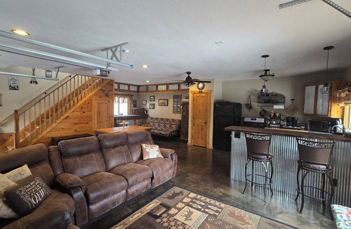 South Boardman Cabin | Lazy on the Lake