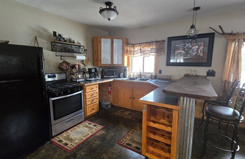 South Boardman Cabin | Lazy on the Lake