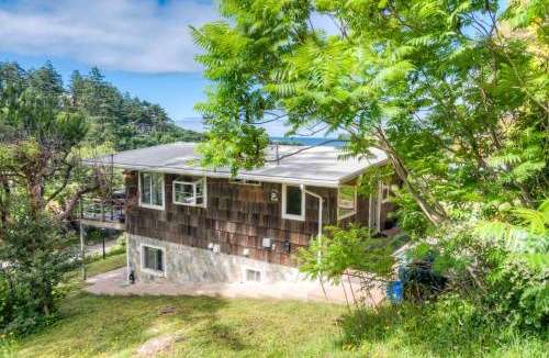 Neahkahnie Beach House | Lazy Pine