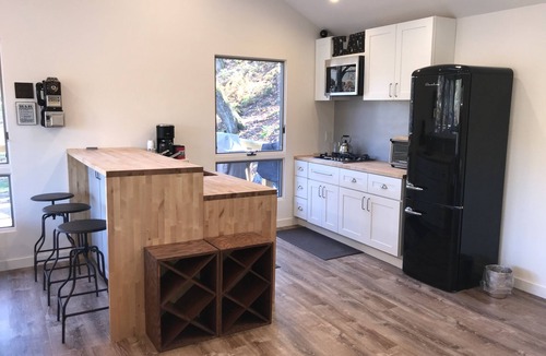 Port Jervis Cottage | Lazy River Cottage on the Delaware River