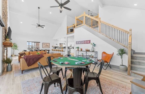 Kimberling City Cabin | LAZY RIVER, Pools, Lake View, Game Room, Sleeps 24